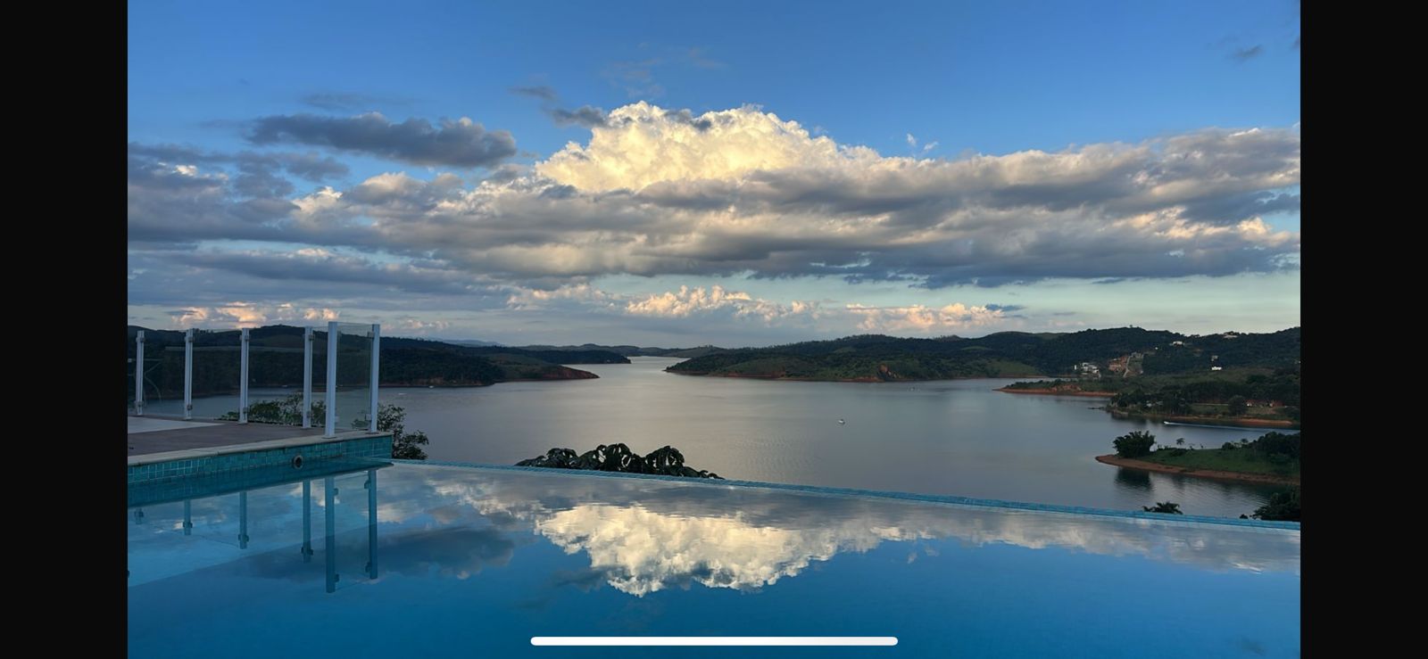 Fachada de uma casa moderna